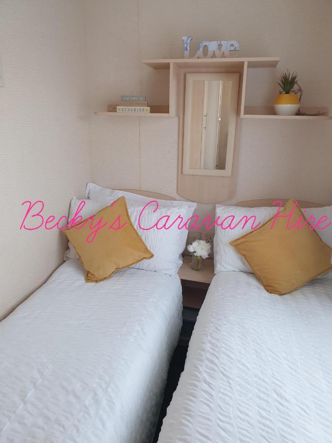 Becky'S Caravan At Marton Mere Blackpool Exterior foto