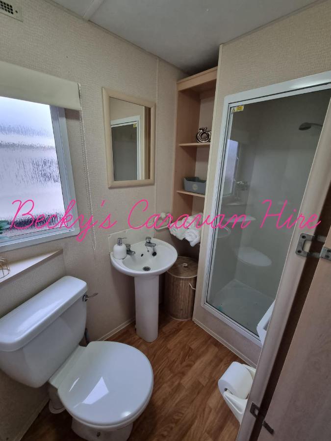 Becky'S Caravan At Marton Mere Blackpool Exterior foto