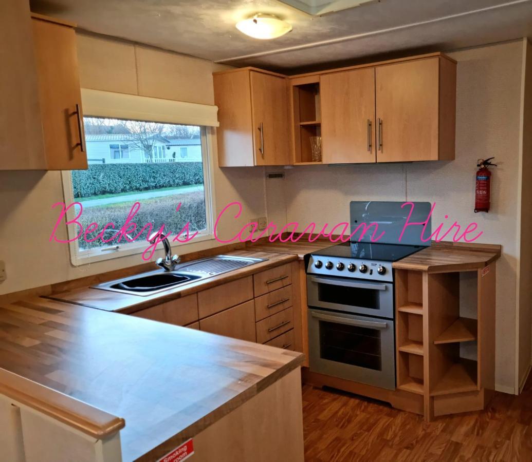 Becky'S Caravan At Marton Mere Blackpool Exterior foto